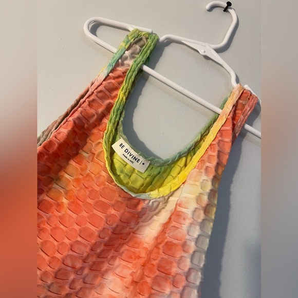 ‼️FINAL‎ SALE MUST GO‼️✨GORGEOUS WOMENS CROPPED TANK TOP✨🩷 - Picture 3 of 3